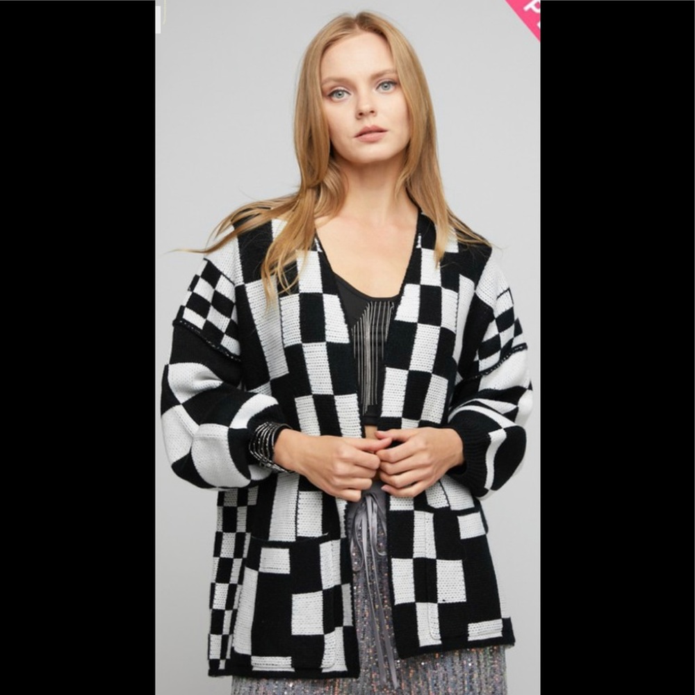 Black and white checkered cardigan plus size